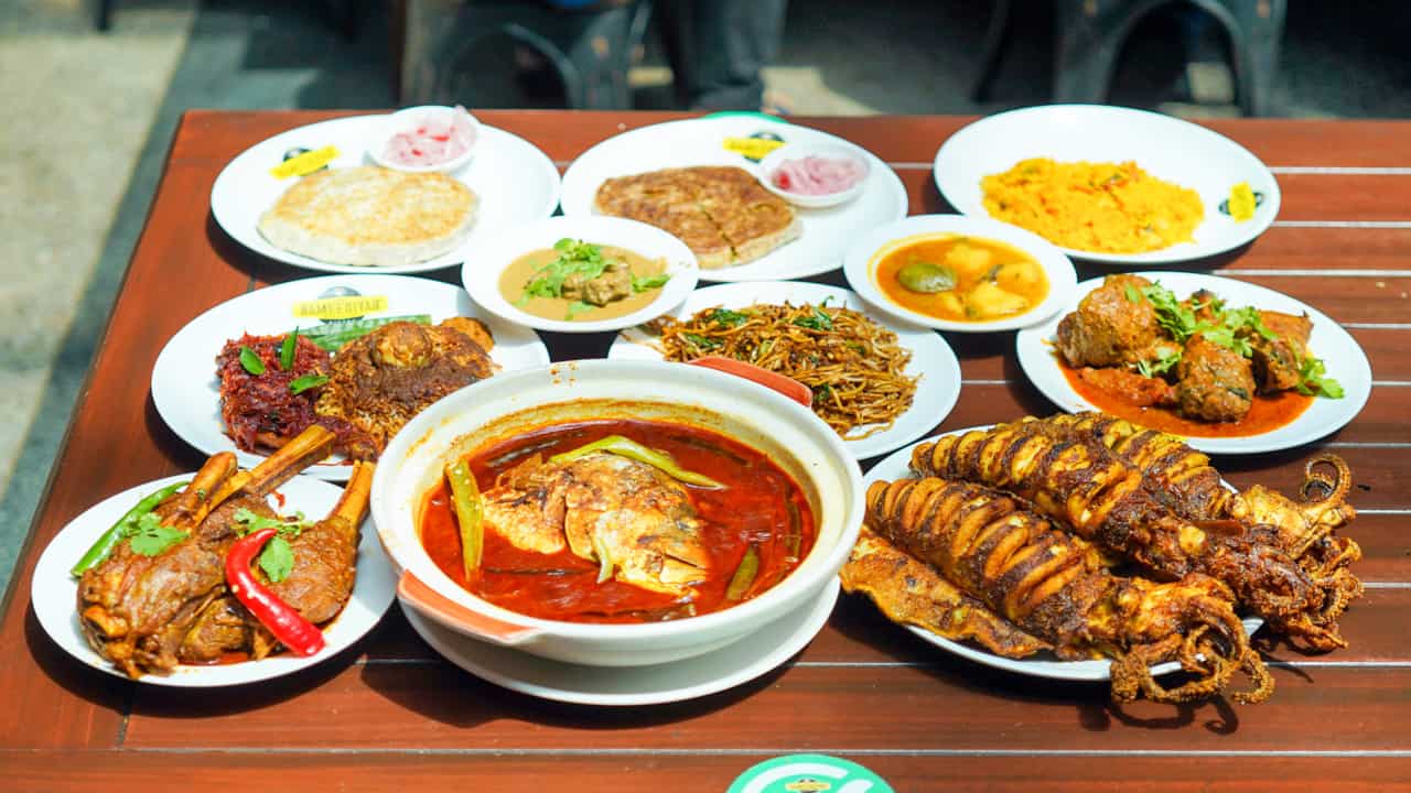 10+ Tempat Makan BEST Penang Paling Menarik